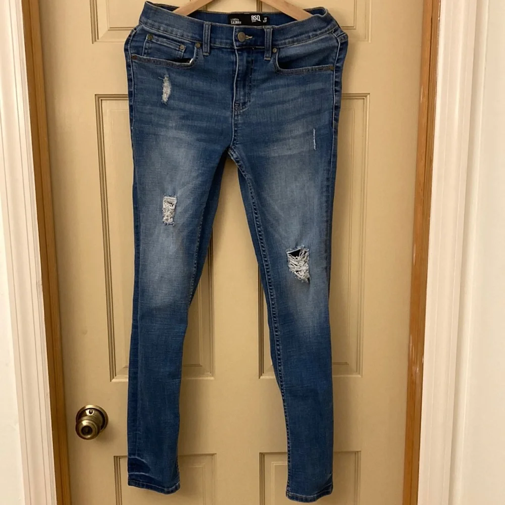 RSQ Boys Blue Jeans Size 28W 32L - Picture 1 of 3